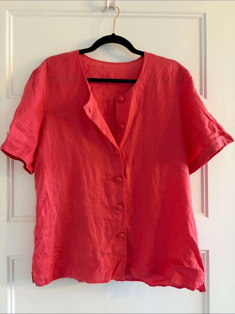 Linen Button-Front Short Sleeve Top in Coral